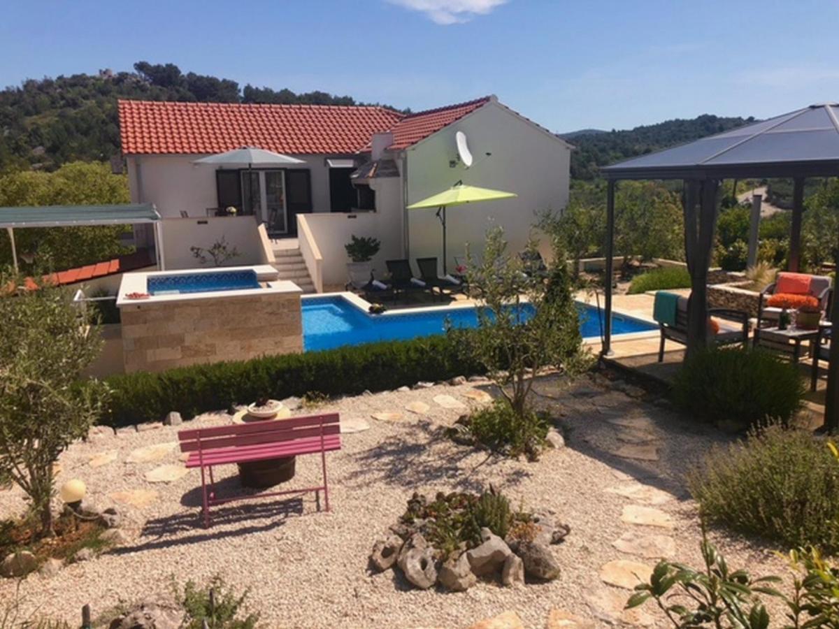 Holiday Home Ela Dracevica Екстер'єр фото