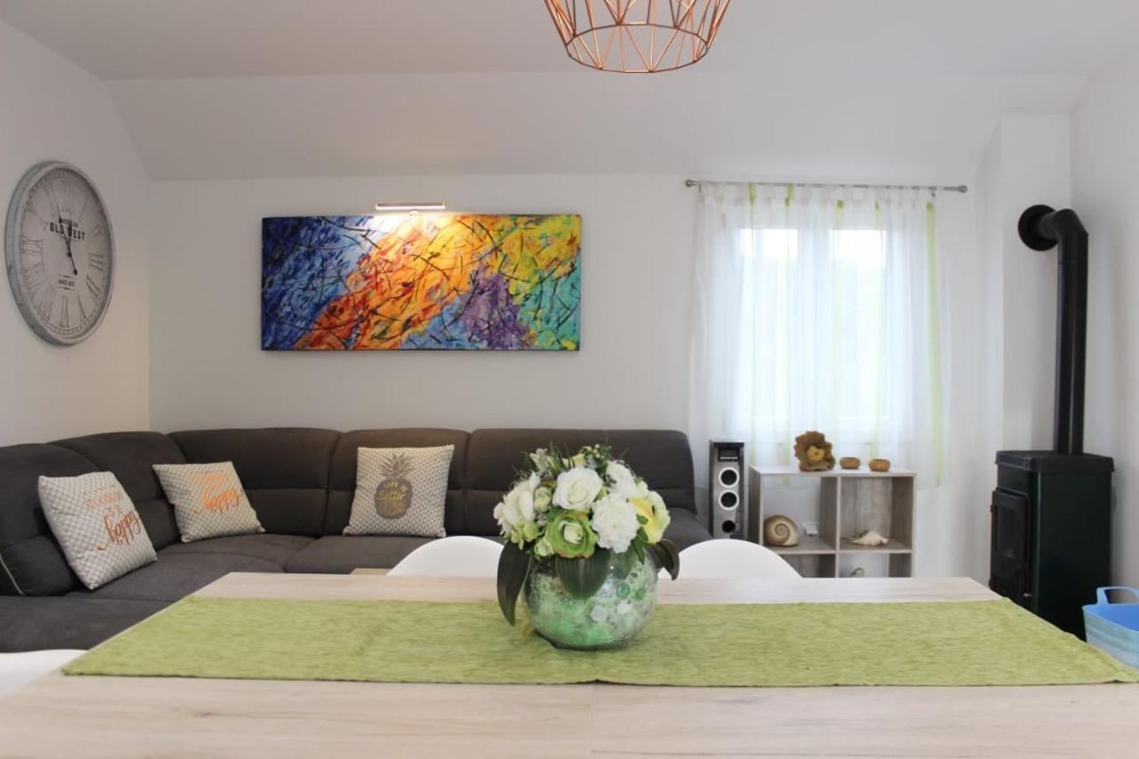 Holiday Home Ela Dracevica Екстер'єр фото
