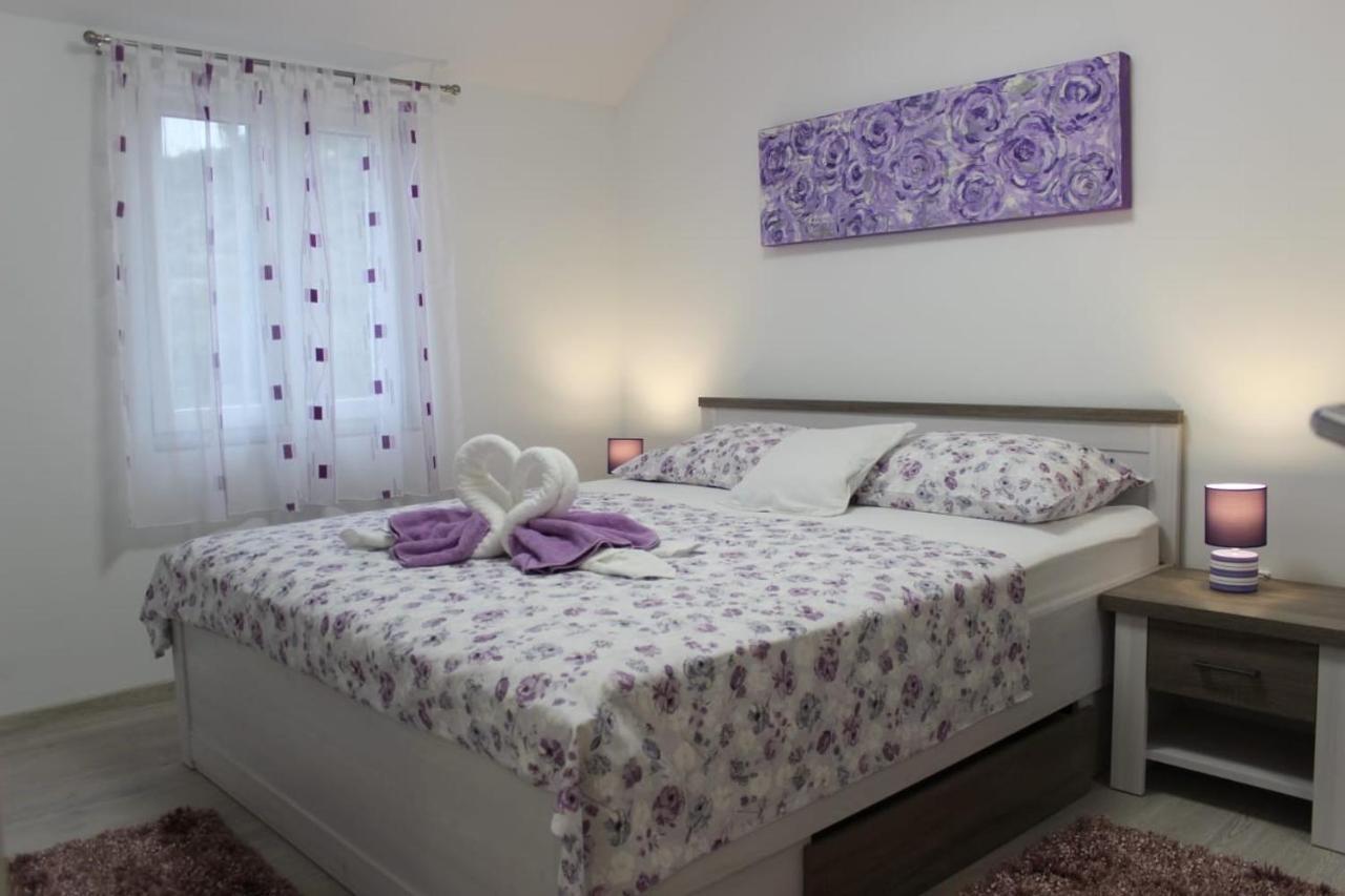 Holiday Home Ela Dracevica Екстер'єр фото
